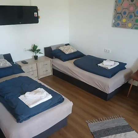Oda ve Kahvaltı Birs Vendeghaz